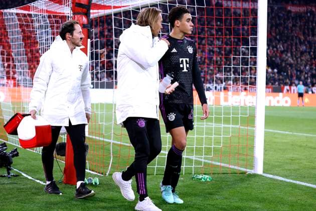 MUSIALA Jamal Team FC Bayern Muenchen injured eliminated UEFA Championsleague Saiason 2023 2024 Match FC Bayern Muenchen Galatasaray Istanbul 2 1 am 08 11 2023 in Muenchen DFL REGULATIONS PROHIBIT ANY USE OF PHOTOGRAPHS as IMAGE SEQUENCES and or QUASI VIDEO Copyright: xLacixPerenyix