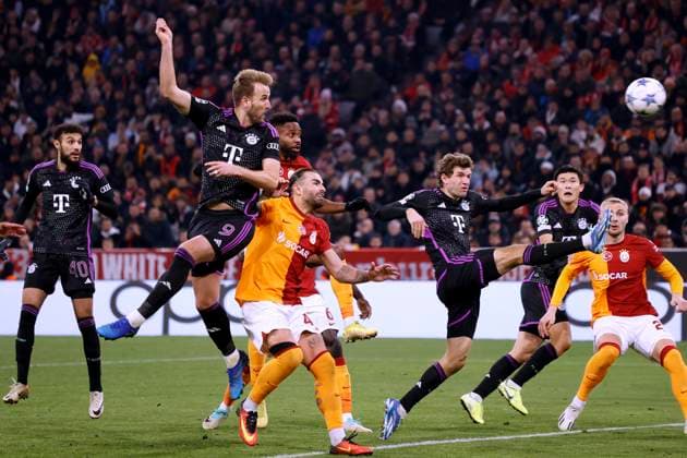 KANE Harry Team FC Bayern Muenchen Goal by header to 1 0 UEFA Championsleague Saiason 2023 2024 Match FC Bayern Muenchen Galatasaray Istanbul 2 1 on 08 11 2023 in Muenchen DFL REGULATIONS PROHIBIT ANY USE OF PHOTOGRAPHS as IMAGE SEQUENCES and or QUASI VIDEO Copyright: xLacixPerenyix