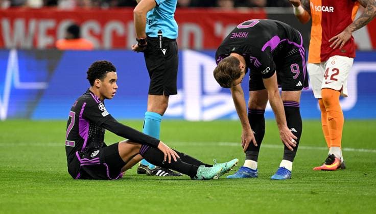 FOOTBALL CHAMPIONS LEAGUE SEASON 2023 2024 Preliminary Round Group A 4 Matchday FC Bayern Muenchen Galatasaray Istanbul 08 11 2023 Jamal Musiala left with Harry Kane right, FC Bayern Muenchen