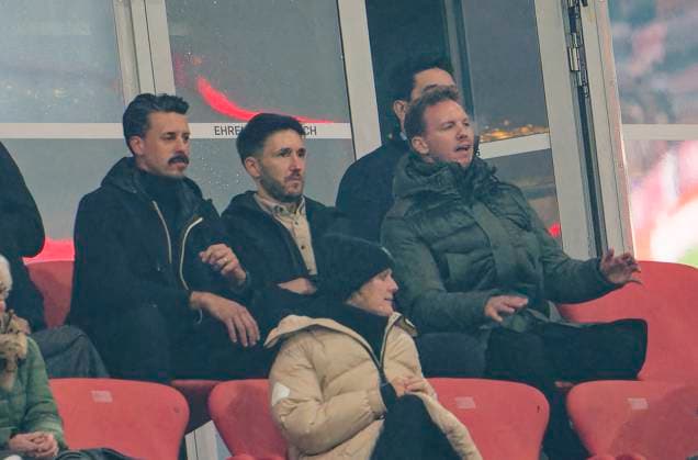 DFB headcoach Julian Nagelsmann , Bundestrainer, Nationaltrainer, Sandro Wagner, Benjamin Glück, Assistent coach DFB in the group stage match FC BAYERN MUENCHEN - GALATASARAY ISTANBUL 2-1 of football UEFA Champions League in season 2023 2024 in Munich, Nov 8, 2023. Gruppenphase, GALA, FCB