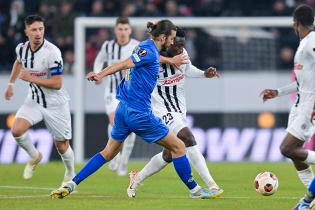 SOCCER - UEFA EL, LASK vs Saint-Gilloise LINZ,AUSTRIA,09.NOV.23 - SOCCER - UEFA Europa League, group stage, Linzer ASK vs Royale Union Saint-Gilloise. Image shows Christian Burgess (Saint-Gilloise) and Ibrahim Mustapha (LASK).  GEPAxpictures xChristianxMoser