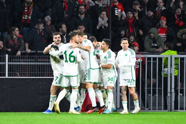 Joie des joueurs de Panathinaikos apres le but de Fotis Ioannidis ( 7 - Panathinaikos ) - FOOTBALL : Rennes vs Panathinaikos - Ligue Europa - 09 11 2023 FedericoPestellini Panoramic 