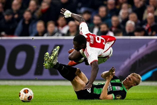 EDITORIAL USE ONLY No use with unauthorised audio, video, data, fixture lists, club league logos or live services. Online in-match use limited to 120 images, no video emulation. No use in betting, games or single club league player publications. Ajax v Brighton & Hove Albion, UEFA Europa League, Group B, Football, Johan Cruyff Arena, Amsterdam, Netherlands - 09 Nov 2023 EDITORIAL USE ONLY No use with unauthorised audio, video, data, fixture lists, club league logos or live services. Online in-match use limited to 120 images, no video emulation. No use in betting, games or single club league player publications. Copyright: xMauricexvanxSteen Shutterstockx 14188574bs
