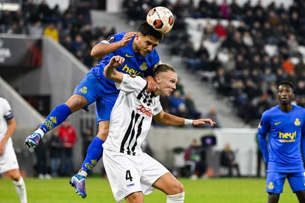 Union s Kevin Mac Allister and LASK s Maksym Maxi Taloverov fight for the ball during a soccer game between Austrian Linzer Athletik Klub (LASK) and Belgian Royale Union Saint Gilloise in Linz, Austria, on Thursday 09 November 2023, on day 4 in the group phase of the UEFA Europa League competition, in group E. LAURIExDIEFFEMBACQ  x79655919x