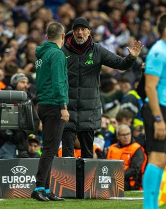 Football - UEFA Europa League - Group E - Toulouse FC v Liverpool FC TOULOUSE, FRANCE - Thursday, November 9, 2023: Liverpool s manager Jürgen Klopp reacts as his side s equalising third goal is disallowed during the UEFA Europa League Group E match-day 4 game between Toulouse FC and Liverpool FC at the Stadium de Toulouse. (Photo by David Rawcliffe Propaganda) TOULOUSE Stadium de Toulouse OCCITANIA FRANCE  Copyright: xDavidxRawcliffex P2023-11-09-Toulouse_Liverpool-126