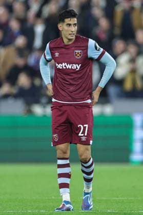 UEFA Europa League West Ham United v Olympiakos FC Nayef Aguerd 27 of West Ham United during the UEFA Europa League match West Ham United vs Olympiakos FC at London Stadium, London, United Kingdom, 9th November 2023 (Photo by Mark Cosgrove News Images) London London Stadium United Kingdom Copyright: xMarkxCosgrove NewsxImagesx