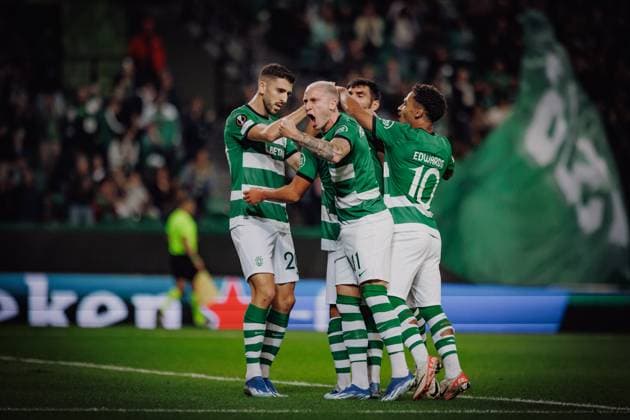 Fußball, EL, Sporting Lissabon - Rakow Tschenstochau Pedro Goncalves scores and celebrates during UEFA Europa League 23 24 game between Sporting CP e Rakow Czestochowa at Estadio Jose Alvalade, Lisbon, Portugal. (Maciej Rogowski) Lisbon Estadio Jose Alvalade Portugal Copyright: xMaciejxRogowskix scp-rakow-2