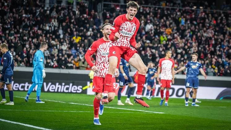 SC Freiburg TSC Backa Topola Football UEFA Europa League 2023 2024, SC Freiburg TSC Backa Topola, Matchday 4, Europa Park Stadium Goal and celebration by Freiburgs Merlin Röhl in the 24th minute to make it 1-0 for Freiburg Behind Freiburgs Lucas Höler