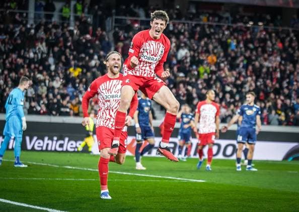 SC Freiburg TSC Backa Topola Football UEFA Europa League 2023 2024, SC Freiburg TSC Backa Topola, Matchday 4, Europa Park Stadium Goal and celebration by Freiburgs Merlin Röhl in the 24th minute to make it 1-0 for Freiburg Behind Freiburgs Lucas Höler