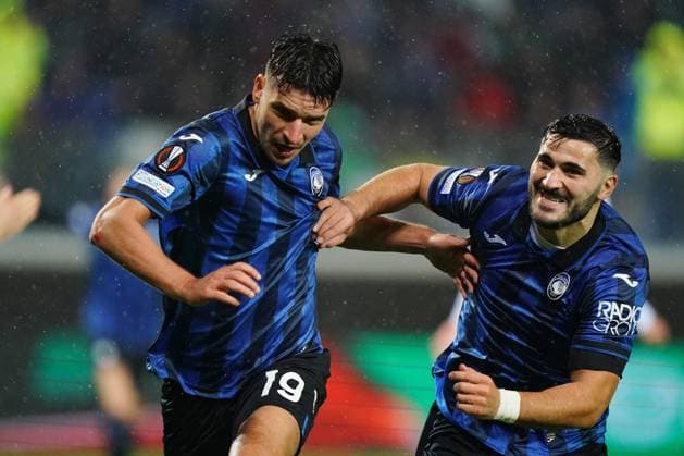 Foto Spada LaPresse 09 Novembre 2023 - Bergamo , Italia - calcio - Atalanta vs Sturm Graz - Europa League 2023 2024 - Stadio Gewiss. Nella foto: Berat Djimsiti (Atalanta BC); esultanza dopo 1-0 November 09 , 2023 Bergamo , Italy - sport, calcio - Atalanta vs Sturm Graz - Europa League 2023 2024 - Gewiss Stadium . In the pic: Berat Djimsiti (Atalanta BC); celebrates after scoring 1-0  Copyright: xSpada LaPressex