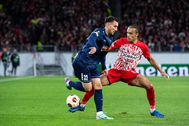 Kiliann Sildillia SC Freiburg, 25 in duel with Aleksandar Cirkovic FK TSC Backa Topola, 32 , GER, SC Freiburg vs FK TSC Backa Topola, Football UEFA Europa League, Group A, Matchday 4, Season 2023 2024, 09 11 2023 GER, SC Freiburg vs FK TSC Backa Topola, Football UEFA Europa League, Group A, Matchday 4, Season 2023 2024, 09 11 2023 Freiburg Copyright: xEibner-Pressefoto Memmlerx EP_MMR