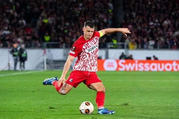 Maximilan Eggestein SC Freiburg, 08 on the ball, GER, SC Freiburg vs FK TSC Backa Topola, Football UEFA Europa League, Group A, Matchday 4, 2023 2024 season, 09 11 2023 GER, SC Freiburg vs FK TSC Backa Topola, Football UEFA Europa League, Group A, Matchday 4, 2023 2024 season, 09 11 2023 Freiburg Copyright: xEibner-Pressefoto Memmlerx EP_MMR