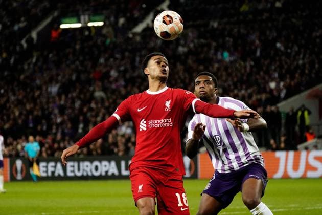 EDITORIAL USE ONLY No use with unauthorised audio, video, data, fixture lists, club league logos or live services. Online in-match use limited to 120 images, no video emulation. No use in betting, games or single club league player publications. Toulouse v Liverpool, UEFA Europa League, Group E, Football, Stadium TFC, Toulouse, France - 09 Nov 2023 EDITORIAL USE ONLY No use with unauthorised audio, video, data, fixture lists, club league logos or live services. Online in-match use limited to 120 images, no video emulation. No use in betting, games or single club league player publications.  Copyright: xDavexWinter Shutterstockx 14188577is