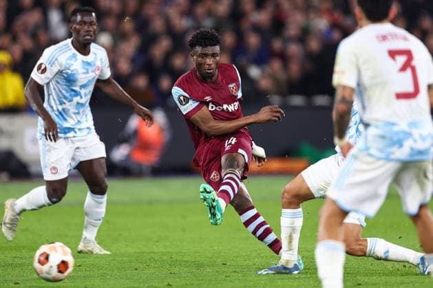 West Ham gegen Olympiacos 9. November 2023, London UEFA EUROPA League Fußball, Gruppe A West Ham United gegen Olympiacos Mohammed Kudus von West Ham Foto Charlotte Wilson Abseits London UK  Copyright: xCharlottexWilsonx xOffsidexOffside