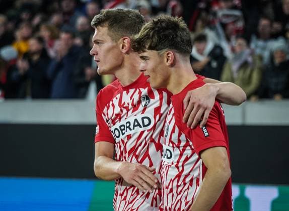 SC Freiburg TSC Backa Topola Football UEFA Europa League 2023 2024, SC Freiburg TSC Backa Topola, Matchday 4, Europa Park Stadium Freiburgs Matthias Ginter hugs Freiburgs Noah Weißhaupt
