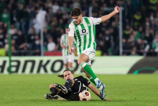 November 10, 2023, Seville, Spain: SEVILLE, SPAIN - NOVEMBER 09: Ez Abre of Real Betis run with the ball during the UEFA Europe League Group C match between Real Betis and Aris Limassol at Benito Villamarin on November 09, 2023 in Seville, Spain. Seville Spain - ZUMAd159 0313716434st Copyright: xJosexLuisxContrerasx