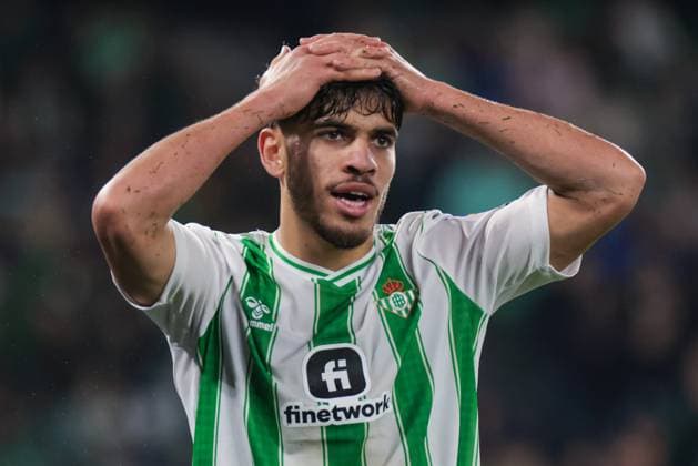 November 10, 2023, Seville, Spain: SEVILLE, SPAIN - NOVEMBER 09: Ez Abre of Real Betis reacts to a missed opportunity during the UEFA Europe League Group C match between Real Betis and Aris Limassol at Benito Villamarin on November 09, 2023 in Seville, Spain. Seville Spain - ZUMAd159 0313718850st Copyright: xJosexLuisxContrerasx