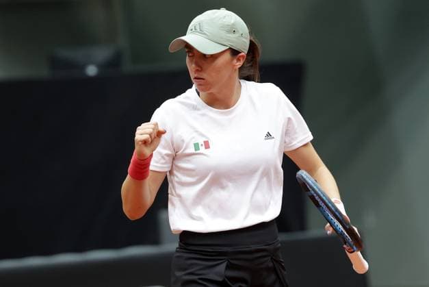 TENNIS - Billie Jean King Cup, AUT vs MEX SCHWECHAT,AUSTRIA,11.NOV.23 - TENNIS - Billie Jean King Cup, play off, Austria vs Mexico. Image shows the rejoicing of Fernanda Contreras Gomez (MEX).  GEPAxpictures xWalterxLuger