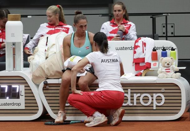 TENNIS - Billie Jean King Cup, AUT vs MEX SCHWECHAT,AUSTRIA,11.NOV.23 - TENNIS - Billie Jean King Cup, play off, Austria vs Mexico. Image shows Tamira Paszek and captain Marion Maruska (AUT).  GEPAxpictures xWalterxLuger