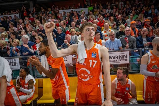 1 Basketball Bundesliga, easyCredit BBL, Season 2023 2024, Men, Main Round, Matchday 7, 11 11 2023, RASTA Vechta Hakro Crailsheim Merlins Johann Grünloh 17 RASTA Vechta during the game Vechta RASTA Dome Lower Saxony Germany
