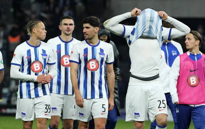 Derry Scherhant, Smail Prevljak, Filip Uremovic, Haris Tabakovic disappointed after the end of the match Disappointment Sport Soccer Football DFL 2 Bundesliga Men 13 Matchday Season 2023 2024 11 11 2023 Hertha BSC Berlin vs Karlsruher SC KSC DFL regulations prohibit any use of photographs as image sequences and or quasi video