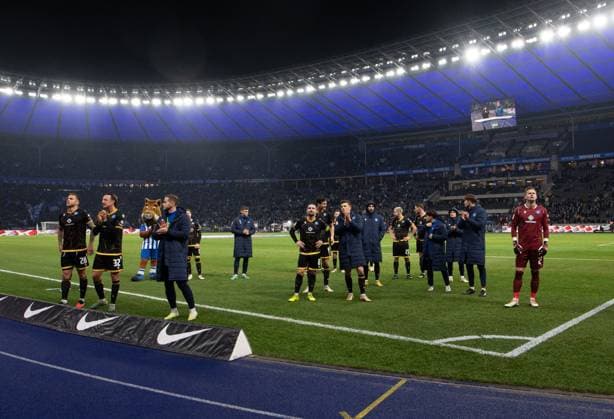 Soccer, Men, Season 2023 2024, 2 Bundesliga 13 Matchday , Hertha BSC Karlsruher SC, Karlsruher disappointment after final whistle, 11 11 2023, Copyright: xSebastianxRäppold MatthiasxKochx