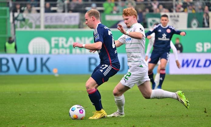 12 11 2023 Soccer Season 2023 2024 2 Soccer Bundesliga 13 Matchday SpVgg Greuther Fürth Kleeblatt Fortuna Düsseldorf F95 Sportfoto Zink xwoxzix DFL regulations prohibit any use of photographs as image sequences and or quasi video only for editorial use David Savic 37, Fortuna Düsseldorf F95 Robert Wagner 22, SpVgg Greuther Fürth