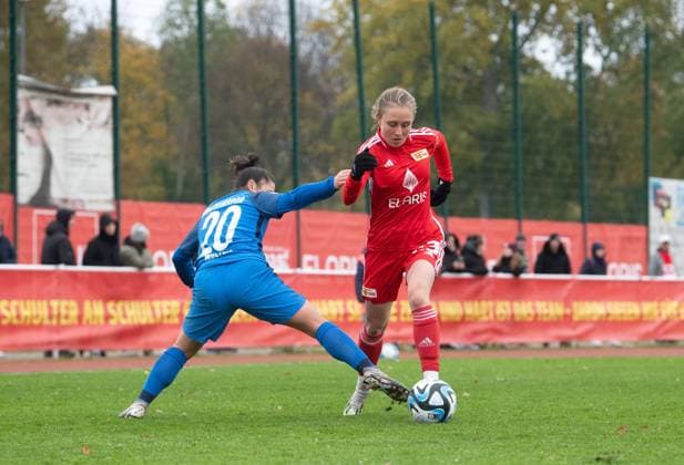 Soccer, Women, Season 2023 2024, Regionalliga Nordost 10 Matchday , 1 FC Union Berlin Türkiyemspor Berlin, v l Lena Marie Wolter Cosme 1 Women, Türkiyemspor Berlin , Pia Metzker 1 Women, 1 FC Union Berlin , 12 11 2023, Copyright: xSebastianxRäppold MatthiasxKochx