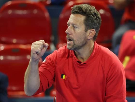 Belgian team captain Wim Fissette reacts during a tennis match between Belgian Minnen and Hungarian Bondar, the third rubber in the meeting between Belgium and Hungary in the Play-Offs for the Billie Jean King Cup tennis, on in Charleroi. BENOITxDOPPAGNE  x79844813x