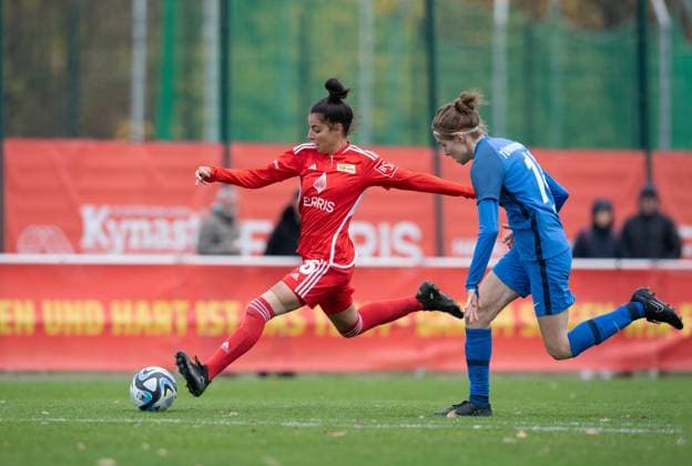 Soccer, Women, Season 2023 2024, Regionalliga Nordost 10 Matchday , 1 FC Union Berlin Türkiyemspor Berlin, f l Sarah Abu Sabbah 1 Women, 1 FC Union Berlin scores the goal for 8 0 against Gesine Schick 1 Women, Türkiyemspor Berlin , 12 11 2023, Copyright: xSebastianxRäppold MatthiasxKochx
