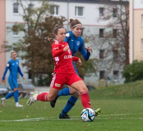 Soccer, Women, Season 2023 2024, Regionalliga Nordost 10 Matchday , 1 FC Union Berlin Türkiyemspor Berlin, f l Lisa Heiseler 1 Women, 1 FC Union Berlin , Gesine Schick 1 Women, Türkiyemspor Berlin , 12 11 2023, Copyright: xSebastianxRäppold MatthiasxKochx