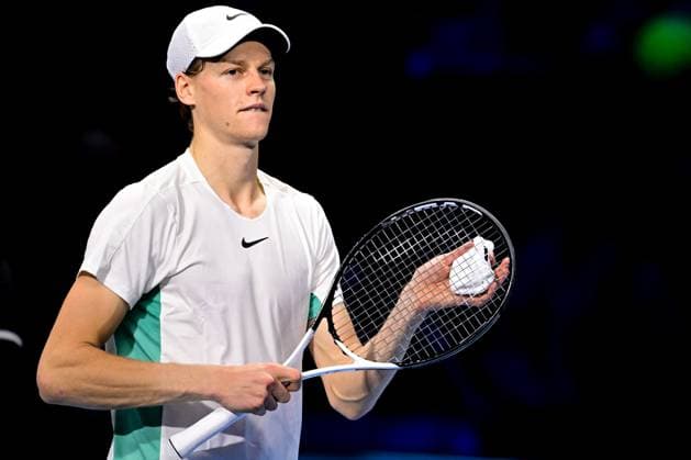 Foto Marco Alpozzi LaPresse 12 Novembre 2023 Torino - Italia - - Tennis Nitto ATP, Tennis Herren Finals - Jannik SINNER (ITA) vs Stefanos TSITSIPAS (GRE) Nella foto: Jannik Sinner (Italia) esulta per la vittora November 12, 2023 Turin - Italy - Sport - Tennis Nitto ATP Finals - Jannik SINNER (ITA) vs Stefanos TSITSIPAS (GRE) In the pic: Jannik Sinner (Italia) celebrate  Copyright: xMarcoxAlpozzi LaPressex