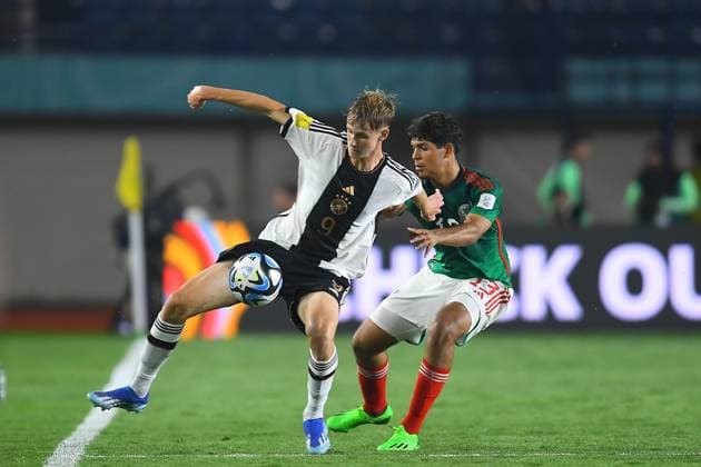 RECORD DATE NOT STATED FIFA U-17 World Cup Indonesia 2023 Mexico vs Germnay (L-R), Max Moerstedt of Germany and Adrian Ortellao of Mexico during the game Mexico vs Germany, corresponding to Group F of the FIFA U-17 World Cup Indonesia 2023, at Si Jalak Harupat Stadium, on November 12, 2023. <br><br> (I-D), Max Moerstedt de Alemania y Adrian Ortellao de Mexico durante el partido Mexico vs Alemania, correspondiente al Grupo F de la Copa Mundial de la FIFA Sub-17 Indonesia 2023, en el Estadio Si Jalak Harupat Stadium, el 12 de Noviembre de 2023. BANDUNG INDONESIA INDONESIA  Copyright: xAdrianxMaciasx 20231112063708_FWC_U17_GF_MEX_GER_MOERSTEDT39