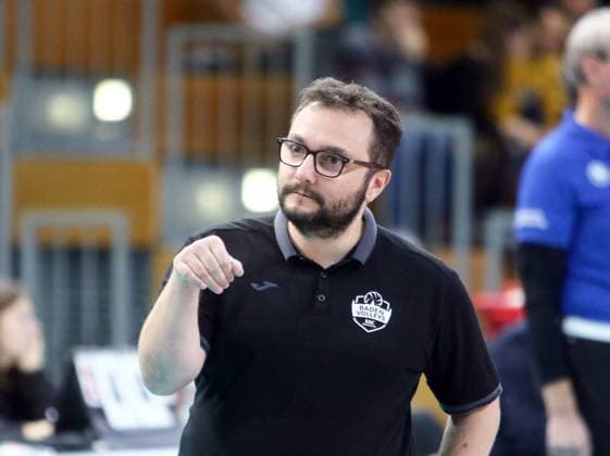 coach Antonio BONELLI Karlsruhe , He Bundesliga 23 24, TSV Haching Muenchen vs Baden Volleys Karlsruhe, Geothermie Arena Unterhaching, 12 11 23 Copyright: WolfgangxFehrmann