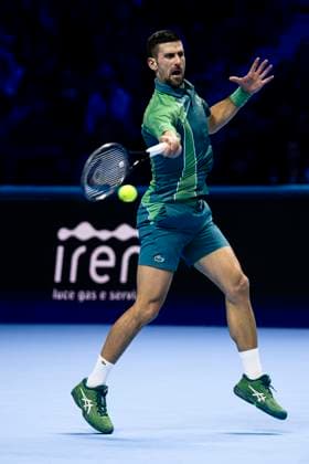 Nitto ATP, Tennis Herren Finals - Day One Novak Djokovic of Serbia plays a forehand during the round robin singles match against Holger Rune of Denmark during day one of the Nitto ATP Finals. Novak Djokovic won 7-6(4), 6-7(1), 6-3. Turin Italy Copyright: xNicolòxCampox