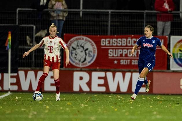 GOOGLE Pixel Frauen Bundesliga 1 FC Koeln TSG Hoffenheim 13 11 2023 Anna Gerhardt 1 FC Koeln, 21 , Mara Alber TSG Hoffenheim, 11 GOOGLE Pixel Frauen Bundesliga 1 FC Koeln TSG Hoffenheim, Koeln, Franz Kremer Stadion DFB REGULATIONS PROHIBIT ANY USE OF PHOTOGRAPHS AS IMAGE SEQUENCES AND OR QUASI VIDEO Copyright: xBEAUTIFULxSPORTS Wunderlx
