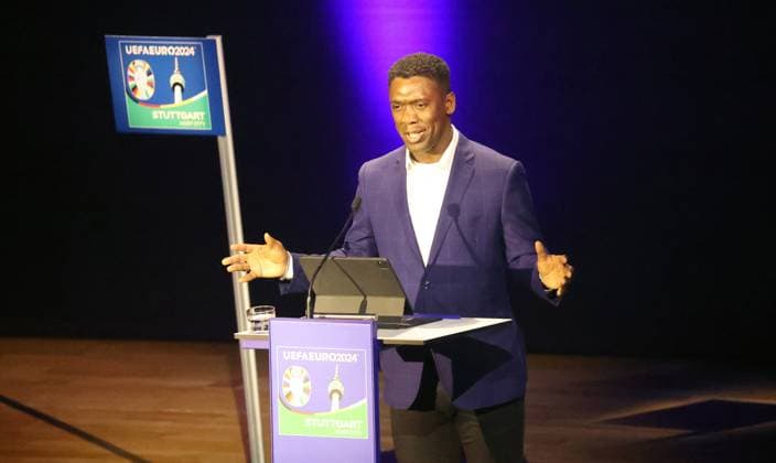 13 11 23 Podium Talk Diversity unites Germany, Stuttgart, 13 11 2023, Football, UEFA Euro 2024, Host City Stuttgart, Podium Talk Diversity unites Clarence Seedorf UEFA Ambassador