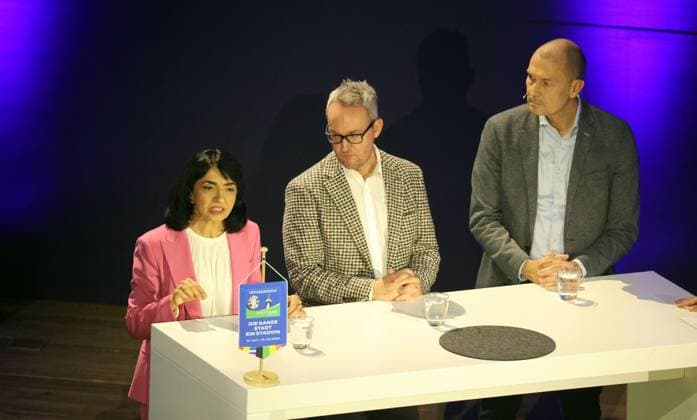 13 11 23 Podium Talk Diversity unites Germany, Stuttgart, 13 11 2023, Football, UEFA Euro 2024, Host City Stuttgart, Podium Talk Diversity unites f l Muhterem Aras MdL, President Landtag BW , Alexander Wehrle CEO VfB Stuttgart , Frank Thumm wfv