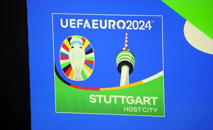 13 11 23 Podiums Talk Vielfalt vereint Deutschland, Stuttgart, 13 11 2023, Football, UEFA Euro 2024, Host City Stuttgart, Podiums Talk Vielfalt vereint Logo Schriftzug Feature UEFA EURO 2024