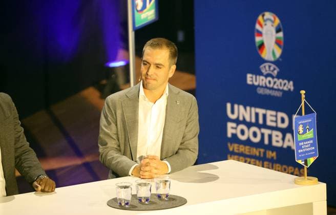 13 11 23 Podium Talk Diversity unites Germany, Stuttgart, 13 11 2023, Football, UEFA Euro 2024, Host City Stuttgart, Podium Talk Diversity unites Philipp Lahm Tournament Director UEFA EURO 2024