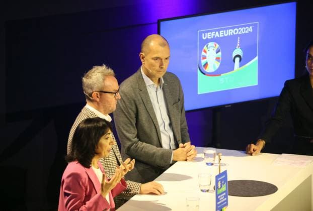 13 11 23 Podium Talk Diversity unites Germany, Stuttgart, 13 11 2023, Football, UEFA Euro 2024, Host City Stuttgart, Podium Talk Diversity unites f l Muhterem Aras MdL, President Landtag BW , Alexander Wehrle CEO VfB Stuttgart , Frank Thumm wfv