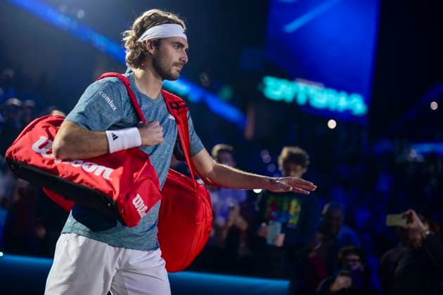 Nitto ATP, Tennis Herren Finals - Day Three Stefanos Tsitsipas of Greece walks out prior to the round robin singles match against Holger Rune of Denmark during day three of the Nitto ATP Finals. Turin Italy Copyright: xNicolòxCampox