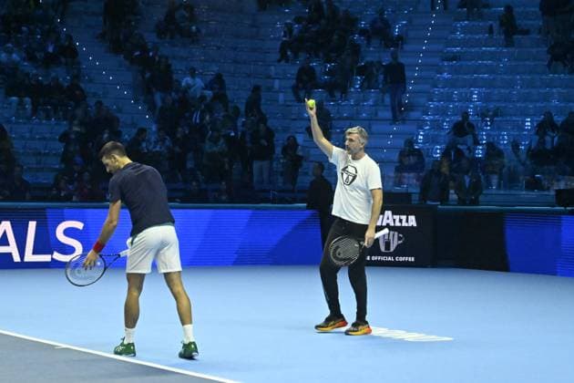 Tennis - Nitto ATP, Tennis Herren Finals Torino 2023 - Entrainement Novak Djokovic avec son equipe - Serbie TENNIS : Nitto Atp Finals Torino 2023 - 14 11 2023 - ChrysleneCaillaud Panoramic 