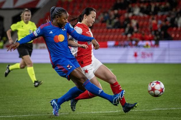 Football, UEFA CL, Women, Slavia Praha - Olympique Lyon