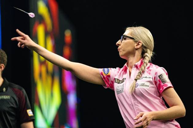 Sport Themen der Woche KW46 Sport Bilder des Tages 14th November 2023, WV Active, Aldersley, Wolverhampton, England; 2023 PDC Grand Slam of Darts, Day 4; Fallon Sherrock in action  ActionPlus12576301 GodfreyxPitt