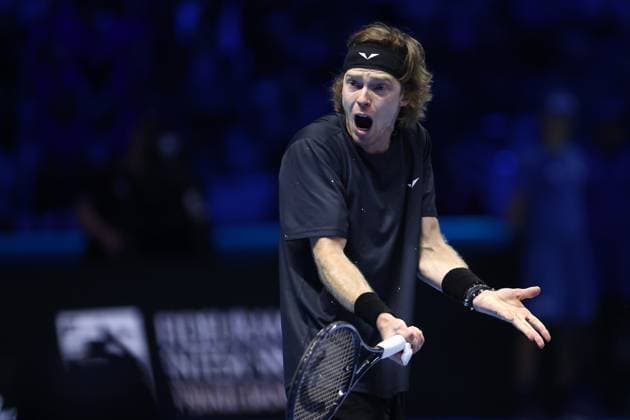 Carlos Alcaraz vs Andrey Rublev Andrey Rublev of Russia looks dejected during the Round Robin singles match between Carlos Alcaraz of Spain and Andrey Rublev of Russia on Day four of the Nitto ATP, Tennis Herren World Tour Finals at Pala Alpitour on November 15, 2023 in Turin, Italy Torino Pala Alpitour Italy Copyright: xMarcoxCanonierox