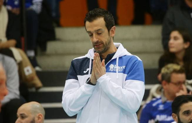 Stuttgart , Volleyball CEV Champions League , Allianz MTV Stuttgart vs Imoco Volley Conegliano , Coach Daniele Santarelli Coneglione