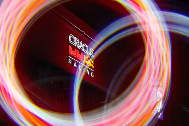 Oracle Red Bull Racing logo during the 2023 Formula 1 Heineken Silver Las Vegas Grand Prix, 21th round of the 2023 Formula One World Championship, WM, Weltmeisterschaft from November 17 to 19, 2023 on the Las Vegas Strip Circuit, in Las Vegas, USA - F1 - LAS VEGAS GRAND PRIX 2023 DPPI Panoramic  00123046_AV3_3504