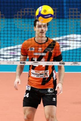 DEU, DVV, 1 VBL, BR Volleys vs Bitterfeld Wolfen, 15 11 2023, Max Schmeling Halle, Berlin, DEU, DVV, 1 VBL, BR Volleys vs Bitterfeld Wolfen, in the picture Leon Dervisaj BR Volleys 14 Photo Juergen Engler nordphoto GmbH nordphotoxGmbHx xEngler nph00076
