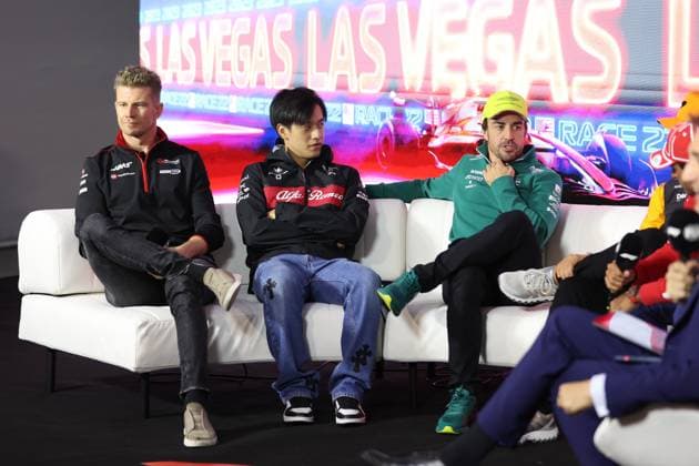 HULKENBERG Nico (ger), Haas F1 Team VF-23 Ferrari, ZHOU Guanyu (chi), Alfa Romeo F1 Team Stake C43, ALONSO Fernando (spa), Aston Martin F1 Team AMR23, portrait press conference, PK, Pressekonferenz during the 2023 Formula 1 Heineken Silver Las Vegas Grand Prix, 21th round of the 2023 Formula One World Championship, WM, Weltmeisterschaft from November 17 to 19, 2023 on the Las Vegas Strip Circuit, in Las Vegas, USA - F1 - LAS VEGAS GRAND PRIX 2023 DPPI Panoramic 00123046_AV6_3593